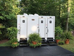 Deluxe 3 stall restroom trailer